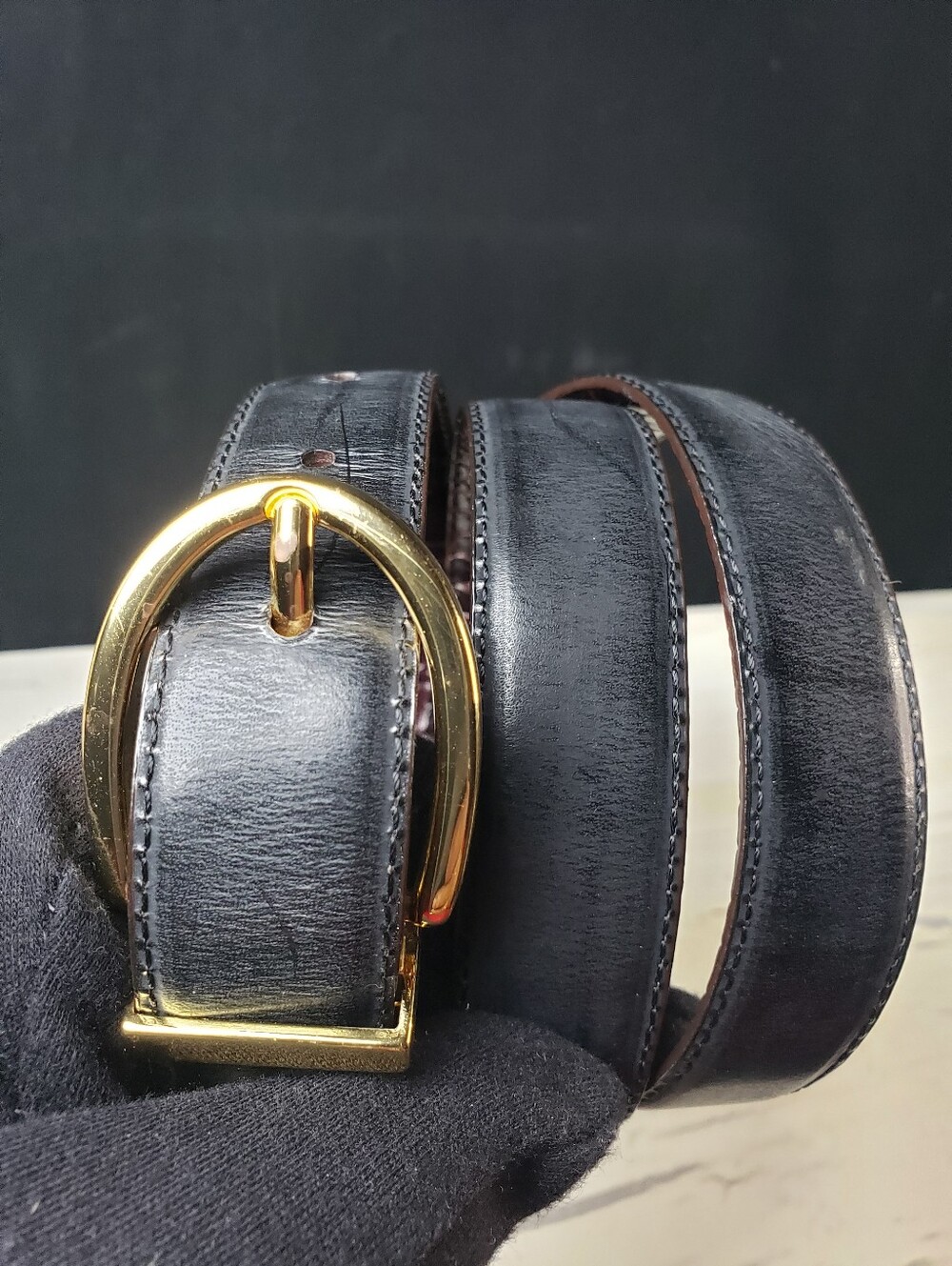 Ralph Lauren Reversible Croc Embossed/ Dark Navy Blue Belt in Women's size 33 - Picture 2 of 11
